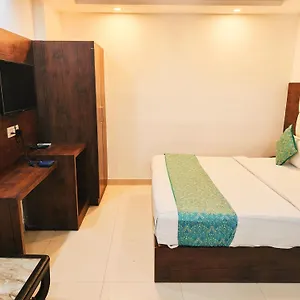 **** Hotel Grand Tela Near Igi Airport Delhi India